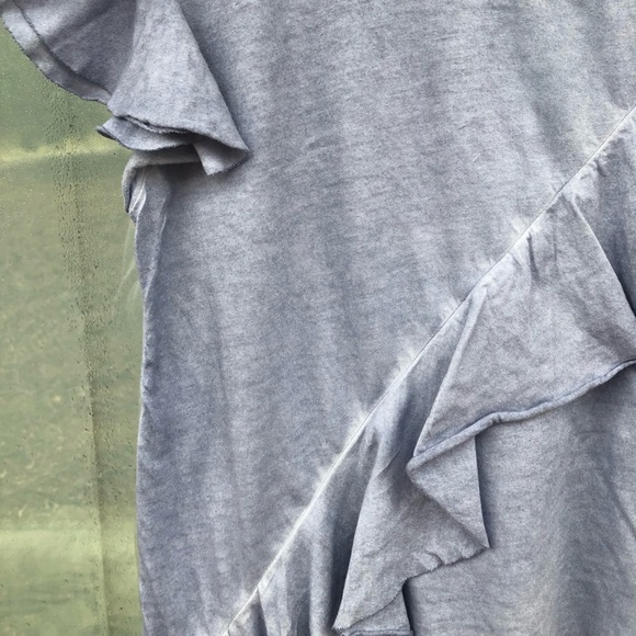 🌸Susina Ruffle Top - Picture 2 of 5